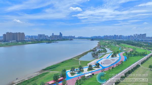治理改造后的淮河蚌埠城区段——“靓淮河”工程 张治宇 摄