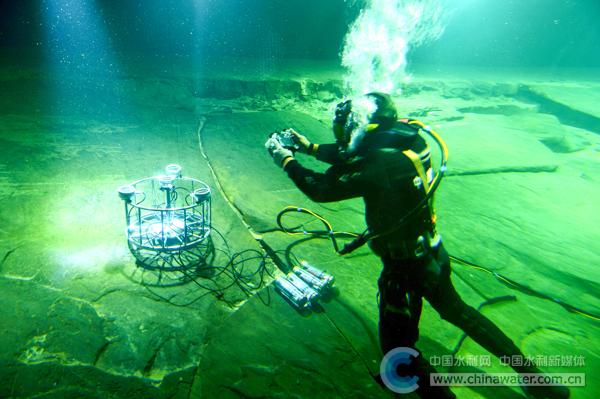 98fd97bbffc8495c8b3bac05ba281c86_B_BASIC